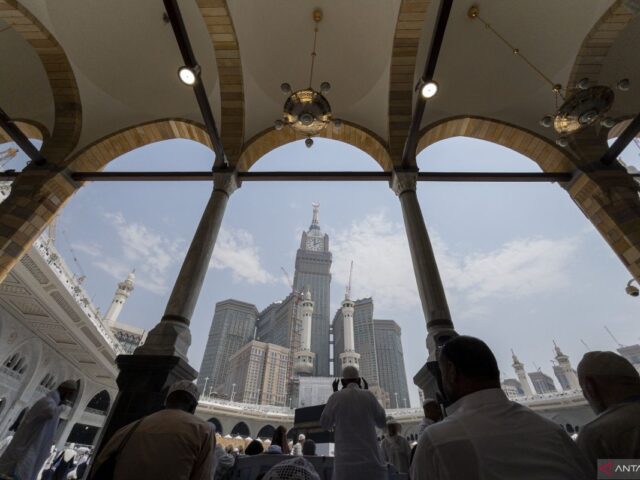 Makkah Royal Clock Tower, gedung tertinggi keempat dunia