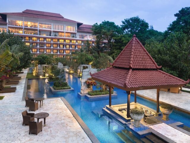 Sheraton Mustika tawarkan suasana menginap bernuansa Jawa dan modern