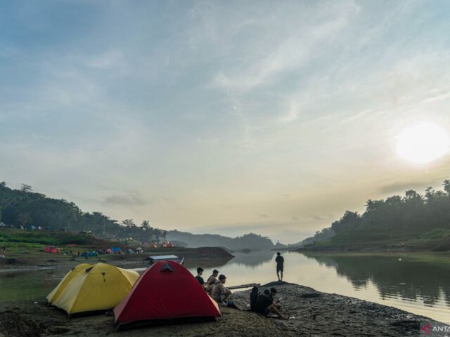 Seru mana, Camping atau Glamping? ini perbedaanya