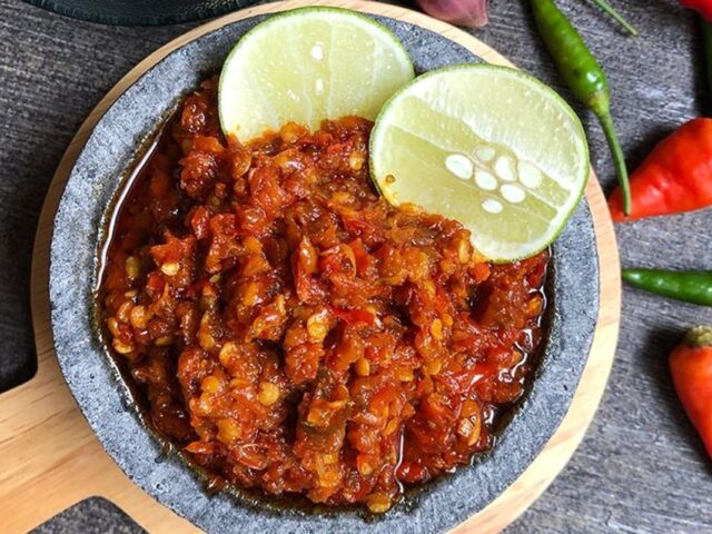 Asal usul sambal bajak beserta resep dan cara membuatnya